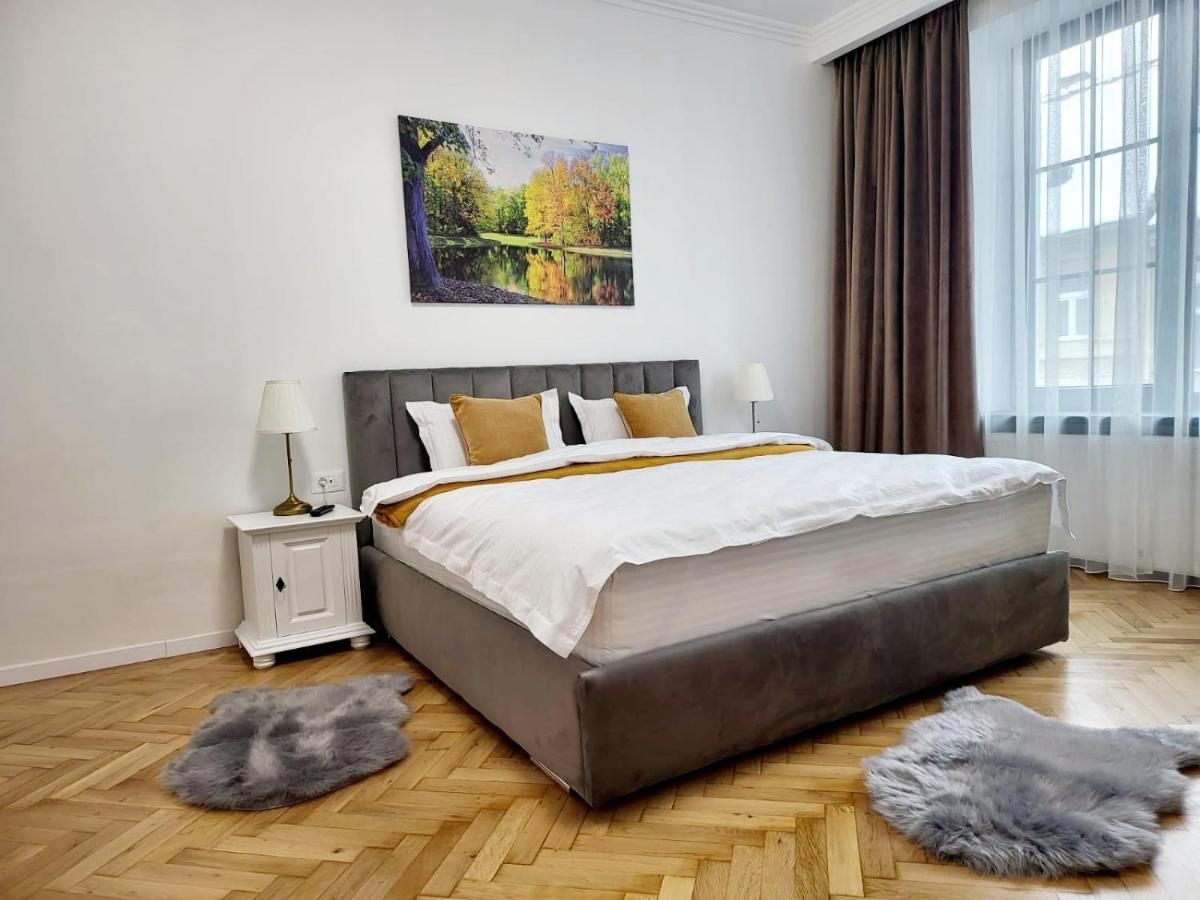 Sboldtown By Holztreppe Apartamento Braşov Exterior foto