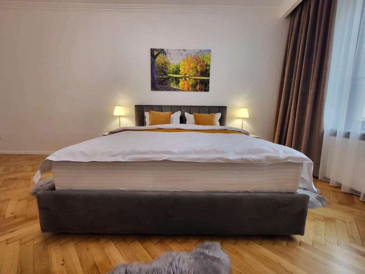 Sboldtown By Holztreppe Apartamento Braşov Exterior foto